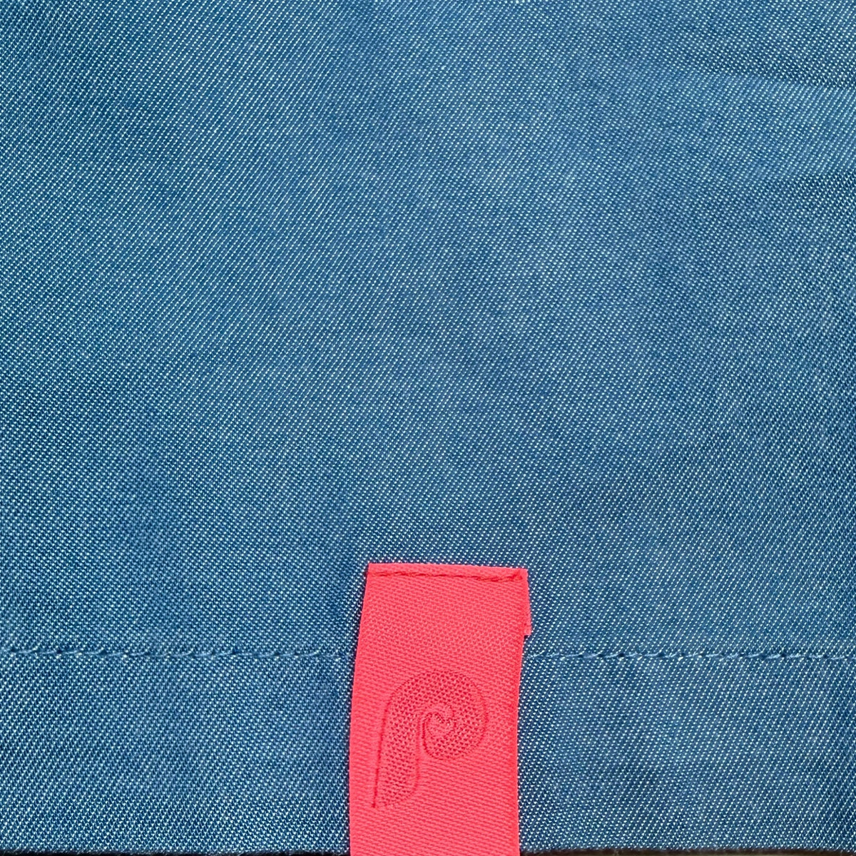 NOLA CROPPED CHAMBRAY SHIRT - Philadelphia Phillies